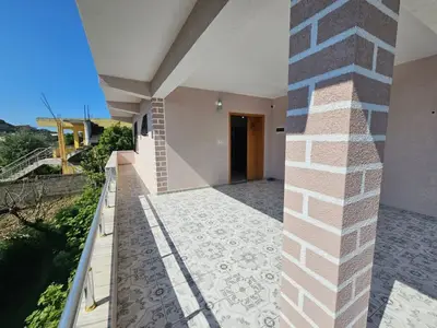 Shtëpi private me qera në Çezma e Ferrës, Durrës, 200 m². Foto 11 nga 12