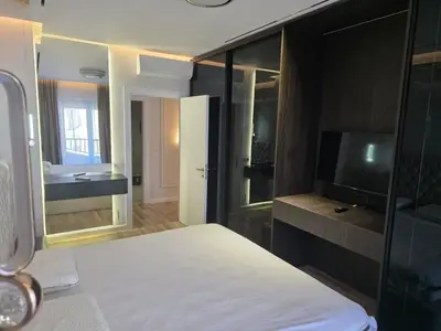 Apartament 2+1 me qera në Unaza e Re, Tiranë, 117 m². Foto 4 nga 12