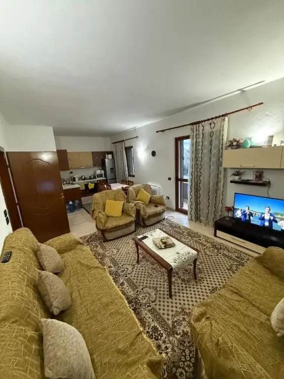 Appartamento 2+1 in affitto a Sauk, Tirana, 120 m²