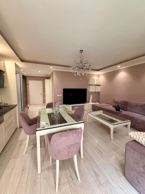 Apartament 3+1 me qera në Komuna e Parisit, Tiranë, 121 m². Foto 3 nga 3