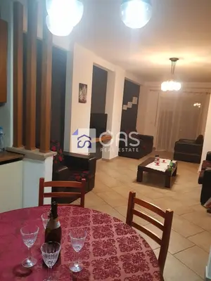 Appartamento 2+1 in affitto a Rruga Fortuzi, Tirana, 95 m². Foto 2 di 8