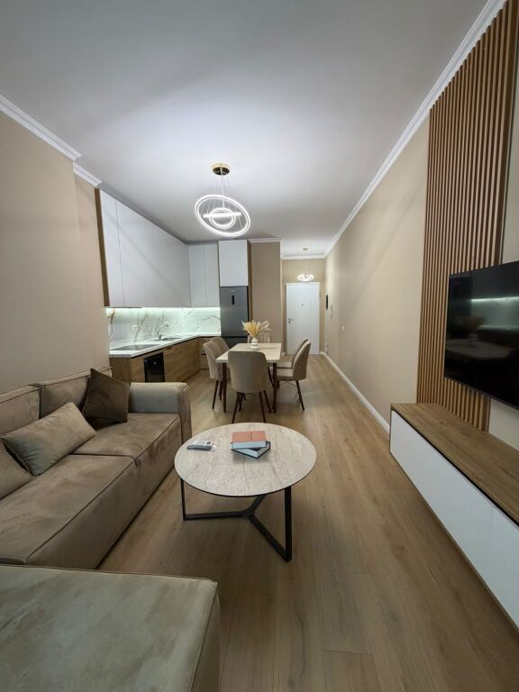 Apartment 2+1 for rent in Kopshti Botanik Zoologjik, Tirana, 120 m². Photo 1 of 1
