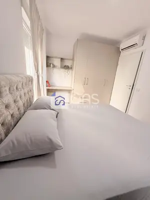 Apartment 2+1 for rent in 21 Dhjetori, Tirana, 95 m². Photo 3 of 6