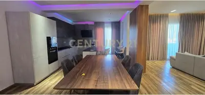 Apartment 3+1 for rent in Kompleksi Delijorgji, Tirana, 170 m². Photo 9 of 12