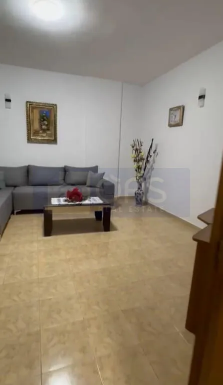 Appartamento 1+1 in affitto a Concorde Center, Tirana, 80 m². Foto 1 di 4