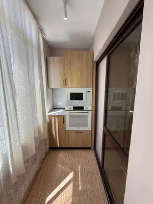 Appartamento 2+1 in affitto a Xhamia e Tabakeve, Tirana, 88 m². Foto 7 di 9
