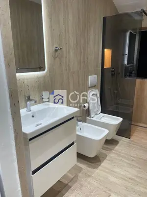 Appartamento 1+1 in affitto a Komuna e Parisit, Tirana, 55 m². Foto 4 di 4
