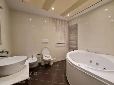 Appartamento 2+1 in affitto a Vila e Artё, Tirana, 135 m². Foto 8 di 9