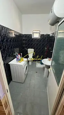 Apartament 3+1 me qera në Vasil Shanto, Tiranë, 105 m². Foto 5 nga 6