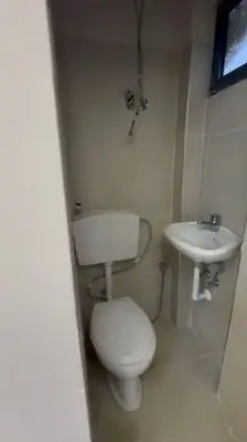 Ambient biznesi me qera në Stacioni i Zjarrfikësve, Durrës, 30 m². Foto 4 nga 4