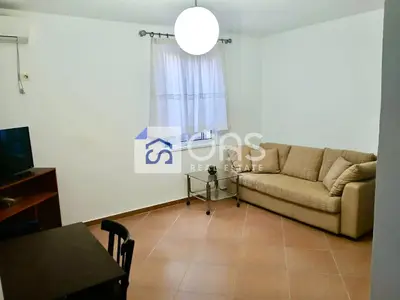 Apartament 1+1 me qera në Pazari i Ri, Tiranë, 64 m². Foto 1 nga 6