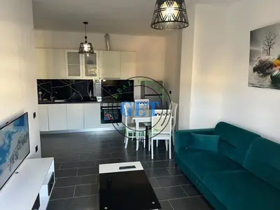 Appartamento 1+1 in affitto a Rruga Rrota e Kuqe, Durazzo, 70 m². Foto 8 di 10
