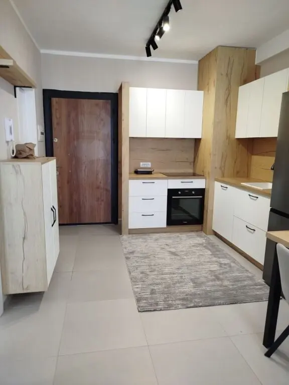 Apartament 1+1 me qera në Univers City, Tiranë, 70 m²
