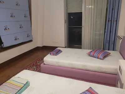 Appartamento 4+1 in affitto a Rruga Janos Hunyadi, Tirana, 150 m². Foto 8 di 12