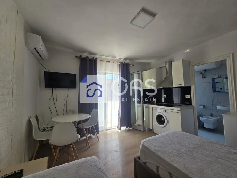 Apartment for rent in 21 Dhjetori, Tirana, 40 m²