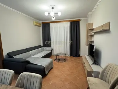 Apartament 1+1 me qera në Kinostudio, Tiranë, 75 m². Foto 1 nga 4