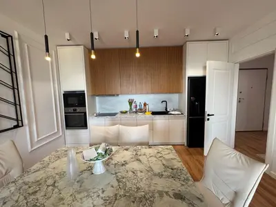 Apartament 2+1 me qera në Plazh, Durrës, 120 m². Foto 3 nga 8