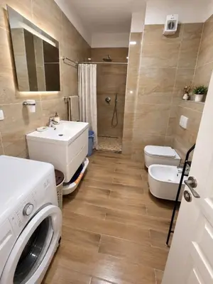 Apartament 2+1 me qera në Golden Park, Tiranë, 95 m². Foto 8 nga 8