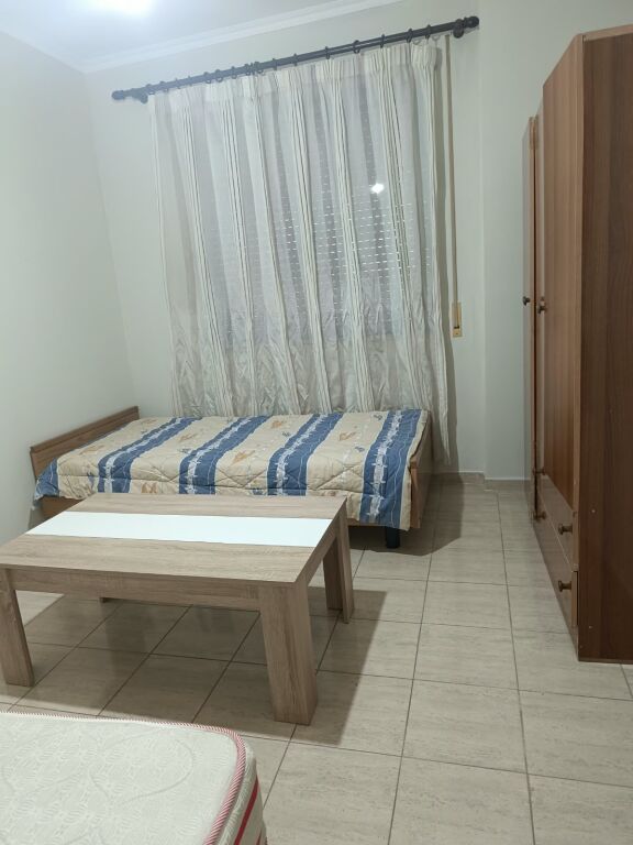 Apartment 2+1 for rent in Fresku, Tirana, 100 m². Photo 3 of 3