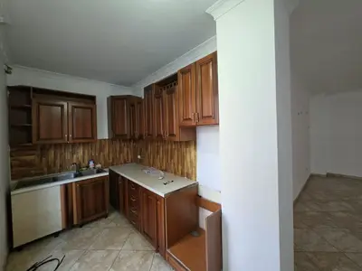 Apartament 2+1 me qera në Zogu i Zi, Tiranë, 120 m². Foto 6 nga 9