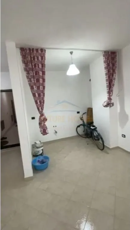 Apartament 1+1 me qera në Rruga Adria, Durrës, 69 m². Foto 1 nga 4