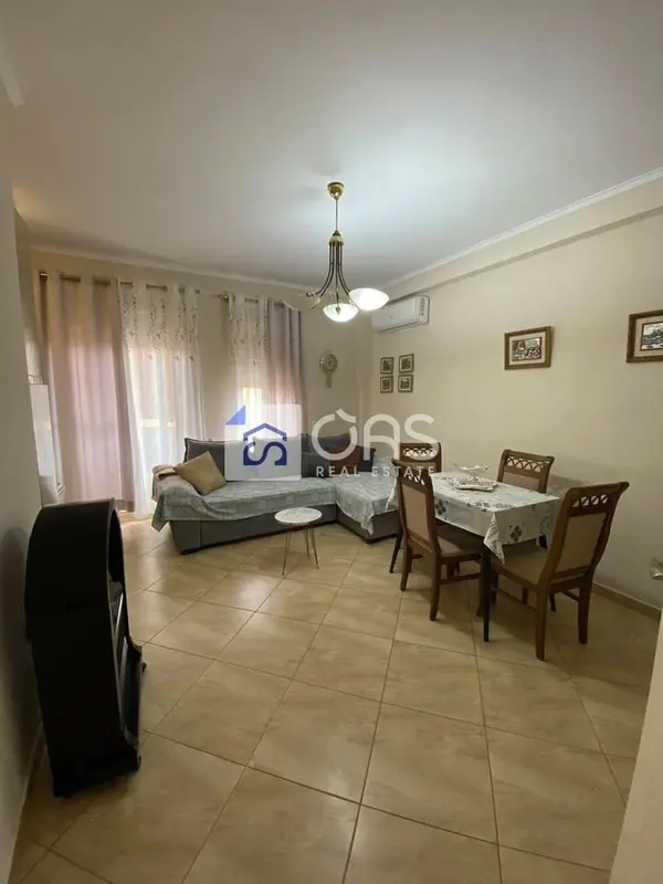 Appartamento 1+1 in affitto a Rruga Bardhyl, Tirana, 65 m²