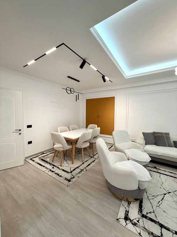 Apartament 2+1 me qera në Astir, Tiranë, 90 m². Foto 3 nga 3