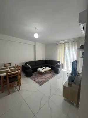 Apartament 2+1 me qera në Kompleksi BUSHGJOKA, Kamëz, 82 m². Foto 1 nga 8