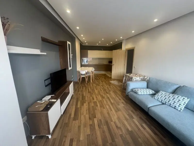 Appartamento 2+1 in affitto ad Astir, Tirana, 89 m²