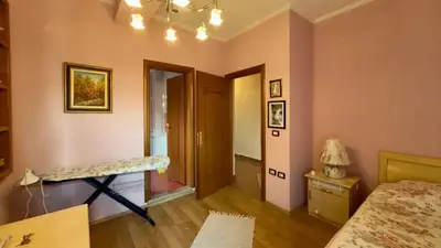 Appartamento 3+1 in affitto a Bulevardi Europa, Pogradec, 180 m². Foto 3 di 11