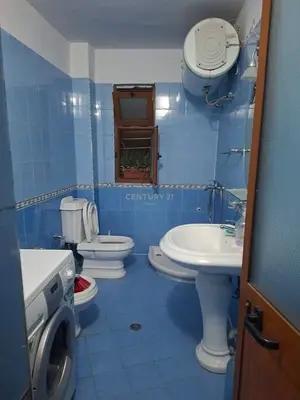 Appartamento 3+1 in affitto ad Osman Myderizi, Tirana, 80 m². Foto 2 di 4