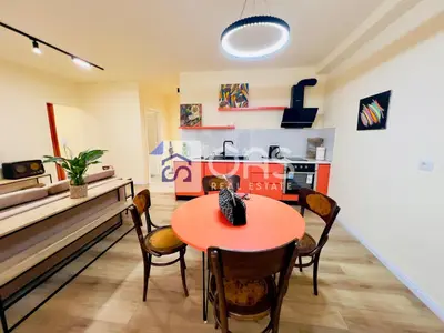 Apartment 2+1 for rent in Pazari i Ri, Tirana, 100 m². Photo 1 of 8