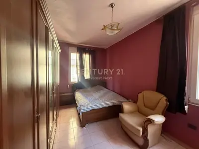 Apartament 3+1 me qera në Ish Blloku, Tiranë, 90 m². Foto 3 nga 6