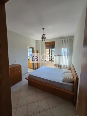 Appartamento 2+1 in affitto a Rruga Fortuzi, Tirana, 90 m². Foto 3 di 5