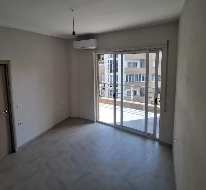 Apartament 2+1 me qera në Fresku, Tiranë, 130 m²