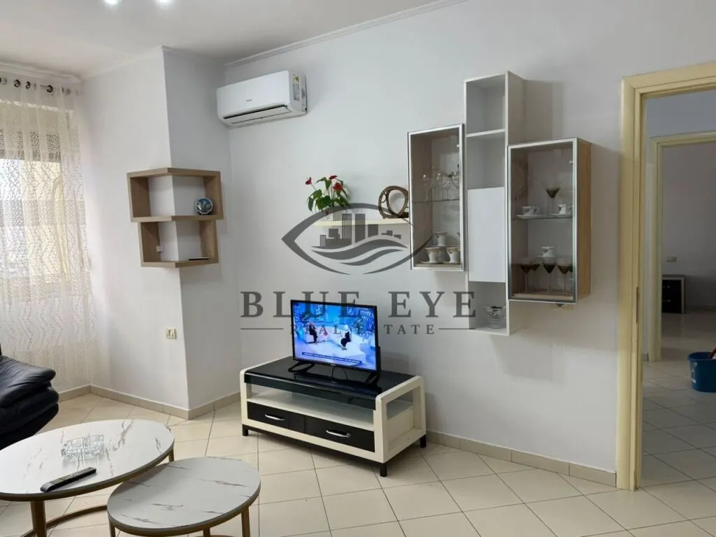 Apartment 2+1 for rent in Rruga Hysen Myshketa, Durrës, 100 m². Photo 1 of 12