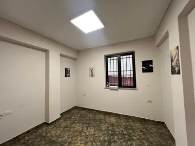 Office for rent in Pazari i Ri, Tirana, 125 m². Photo 5 of 6