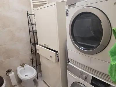 Appartamento 4+1 in affitto a Rruga Janos Hunyadi, Tirana, 150 m². Foto 7 di 12
