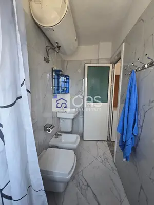 Apartament me qera në 21 Dhjetori, Tiranë, 40 m². Foto 7 nga 10