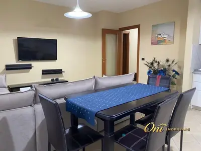 Apartament 2+1 me qera në 9 Katëshet, Tiranë, 105 m². Foto 4 nga 6