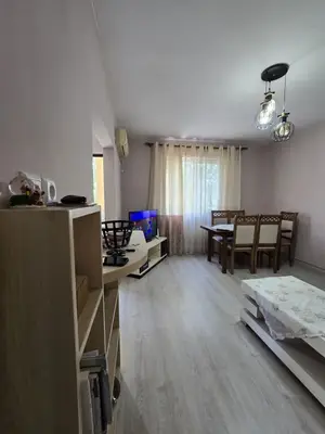 Apartament 2+1 me qera në Tiranë, 99 m². Foto 8 nga 10