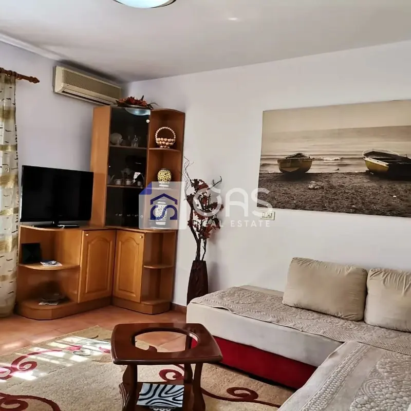 Appartamento 2+1 in affitto a Pazari i Ri, Tirana, 75 m²