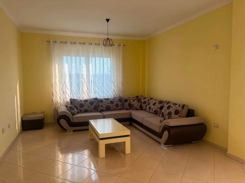 Apartment 2+1 for rent in Plazh, Durrës, 80 m². Photo 1 of 12
