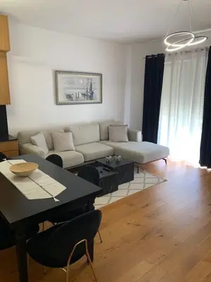 Apartament 2+1 me qera në TEG, Tiranë, 106 m². Foto 1 nga 11