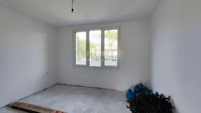 Apartment 1+1 for rent in Rruga Komuna e Parisit, Tirana, 75 m². Photo 11 of 12