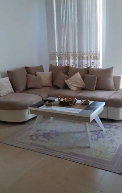 Appartamento 1+1 in affitto a Jordan Misja, Tirana, 70 m²