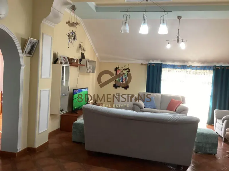 Apartament 2+1 me qera në Ali Demi, Tiranë, 120 m²