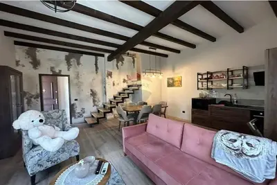 Villa for rent in Berzhite, Tirana, 156 m². Photo 1 of 3