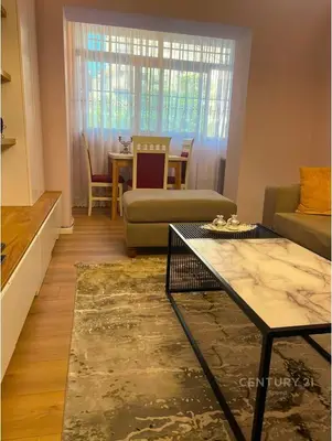 Apartment 3+1 for rent in Rruga Petro Nini Luarasi, Tirana, 80 m². Photo 3 of 7