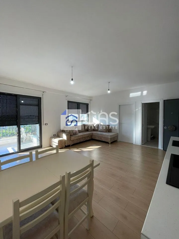 Appartamento 1+1 in affitto a Bulevardi i Ri, Tirana, 65 m². Foto 1 di 5